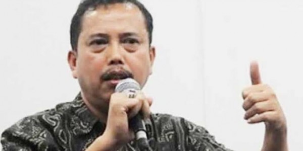 IPW : Bubarkan Perkawinan Gagah, Sama 39 TKA China Tak Berdaya
