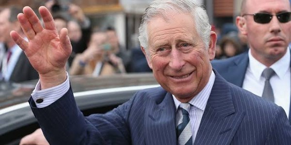 Pangeran Charles Sembuh dari Corona