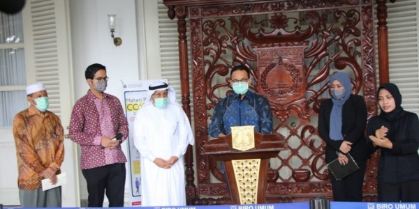 Liga Muslim Dunia Beri Bantuan Rp4,3 M Ke Pemprov DKI Untuk Tangani Corona 
