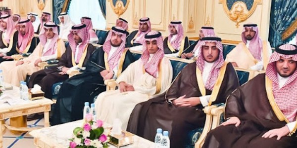 Ratusan Keluarga Kerajaan Terinfeksi COVID-19, Saudi Hentikan Serangan ke Yaman