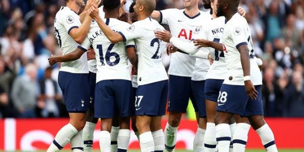 Dikritik Fans, Tottenham Hotspur Bakal Potong Gaji Karyawan