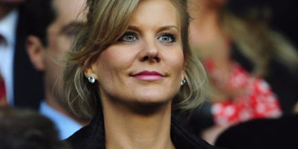 Bos Baru Newcastle United, Perempuan Cantik Kelahiran Yorkshire