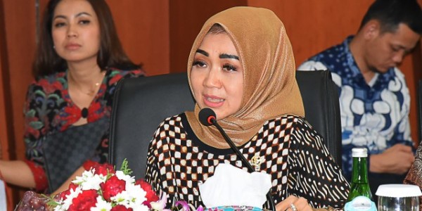 DPR Minta KPK Turun Tangan Awasi Jangan Sampai Bansos Diselewengkan