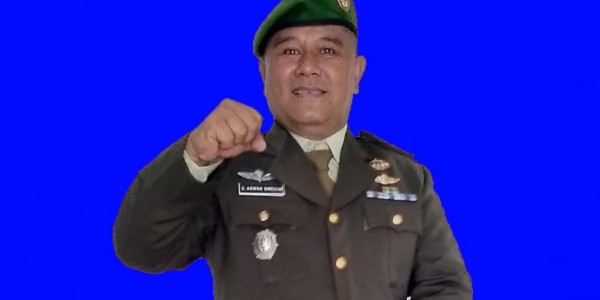 Salurkan Sembako untuk Warga, Danramil Lemahabang Gandeng LPM Ciktim
