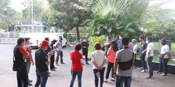 Pelayanan Komunitas Ormas & Firman Jaya Daeli untuk Berbagi atas Pergumulan Warga Akibat Covid-19