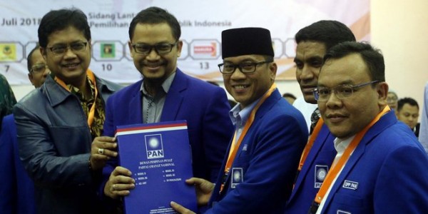 Hanafi Rais, Putra Amien Rais Mundur Dari PAN Dan Anggota DPR