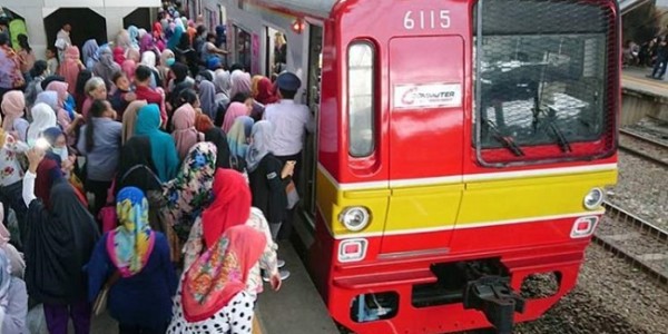 5 Kepala Daerah Surati Budi Karya Minta Operasional KRL Dihentikan