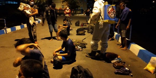 Bakamla Berhasil Amankan 19 Pekerja ilegal di Perairan Tanjung Sauh Batam