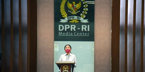 Ketua DPR RI Puan Maharani : Hati-Hati Longgarkan PSBB