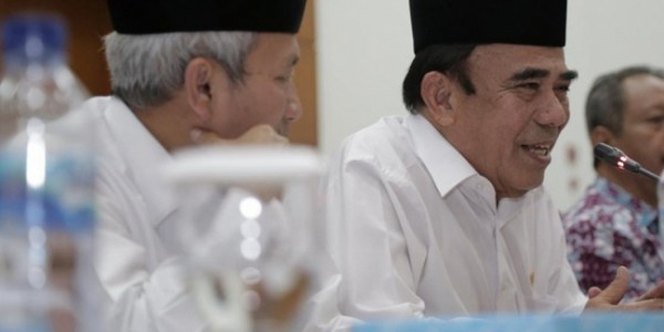 Masih Pandemi, Menag Imbau Umat Islam Salat Id di Rumah