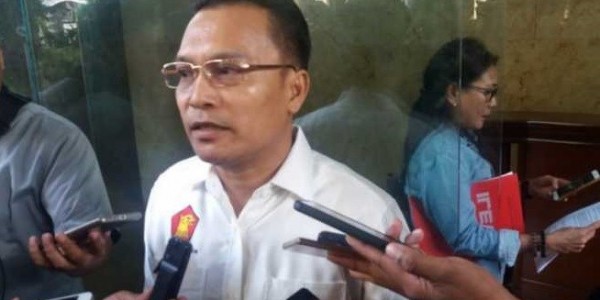Iwan Sumule: BUMN Harusnya Suntik Dana Ke Negara, Bukan Jadi Vampir!