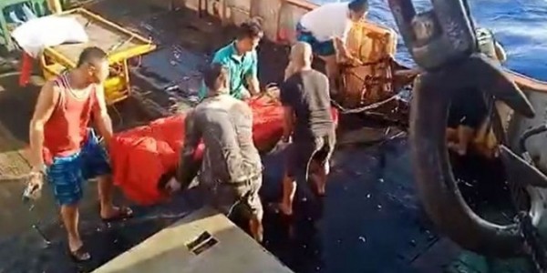 Polisi Sebut 3 ABK WNI Dilarung di Laut