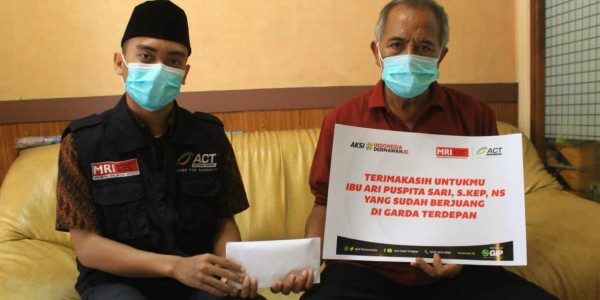 ACT Berikan Santunan Kepada Keluarga Ari Puspita