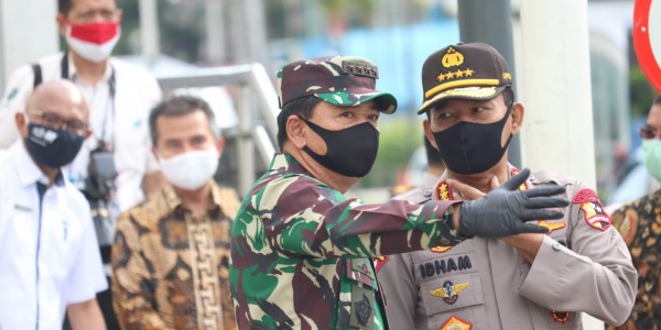 TNI dan Polri Dikerahkan Awasi 1.800 Titik Pendisiplinan Protokol Kesehatan