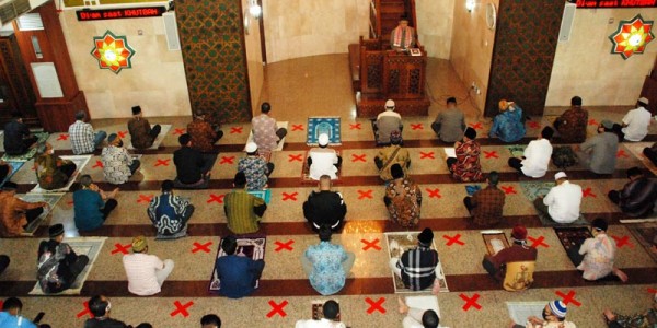 Masjid Baiturrahman DPR Laksanakan Sholat Jumat