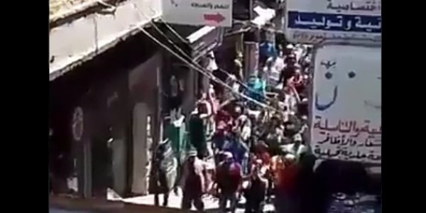 Ekonomi Terpuruk, Puluhan Warga Suriah Demo