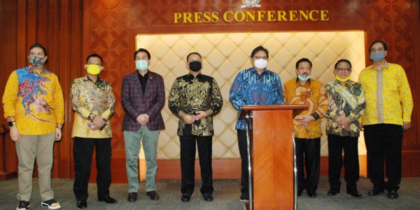 Rapat Pleno Dan Halal Bi Halal Fraksi Partrai Golkar MPR RI