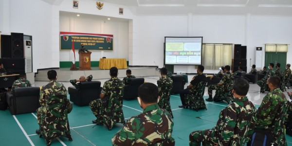 Prajurit TNI Diminta Waspadai Bahaya Laten Komunis