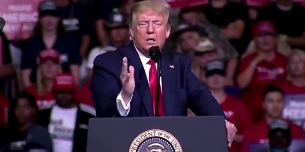 Dua Staf Kampanye Trump Positif Corona