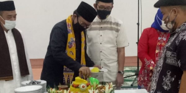 Gelaran Milad DKI, Bamus Betawi Potong Tumpeng