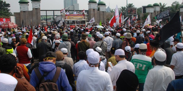 Ribuan Massa, Demo Tolak RUU HIP