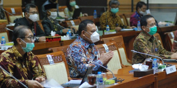 Komisi III DPR Gelar Raker Dengan KPK, BNN Dan PPATK
