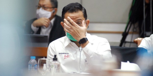 Komisi VIII DPR Raker Dengan  Mensos Juliandri