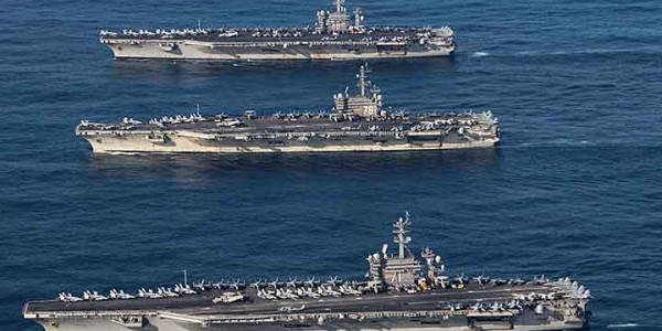 Angkatan Laut Amerika Serikat Terjunkan Dua Kapal Induk ke Laut China Selatan