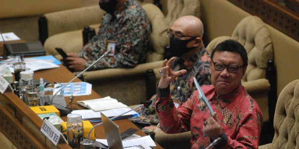 Menpa RB Tjahjo Kumolo Raker Dengan Komisi II DPR