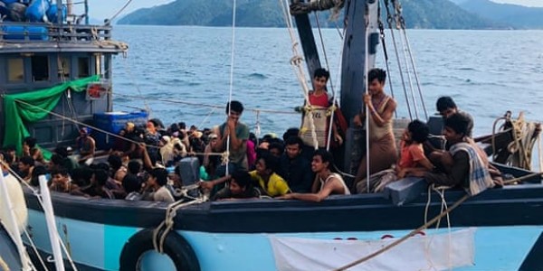 Lembaga HAM Protes 27 Orang Rohingya Dihukum Cambuk