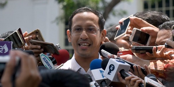 Belum Ada Prestasi, Fraksi PAN Desak Jokowi Evaluasi Menteri Nadiem