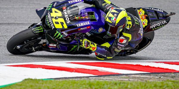 Setahun Tak Cicipi Podium, Valentino Rossi Akhirnya Tampil Sebagai Juara Tiga