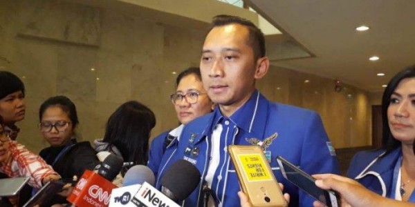 Ibas Bandingkan Ekonomi Era Jokowi Dengan SBY, Pengamat: Ibarat Siram Cuka Di Atas Luka