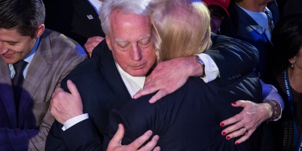Presiden Trump Berduka, Adiknya Meninggal Dunia