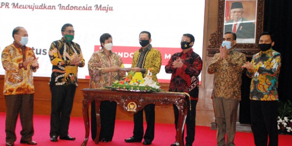 HUT MPR  RI Ke-75 Tahun Di Tengah Pandemi Covid-19