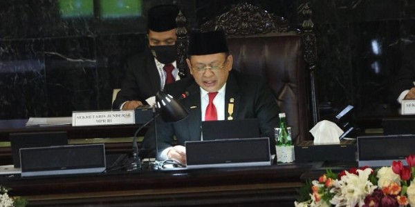 Ketua MPR Dorong Unhas Jadi Pagar NKRI dan Bhinneka Tunggal Ika