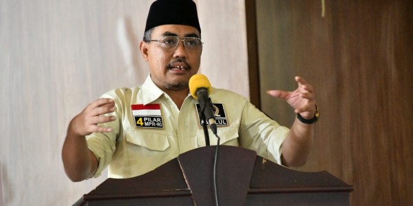 Pimpinan MPR : Pancasila Adalah Dasar Dan Pondasi Negara