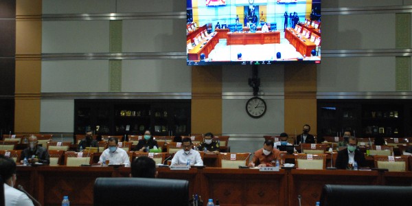 Jaksa Agung Dan Ketua KPK Raker Bahas Anggaran 2020-2021