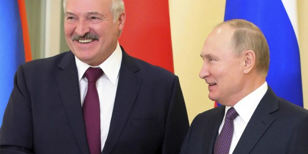 Dukung Alexander Lukashenko, Rusia Guyur $ 1,5 miliar ke Belarus