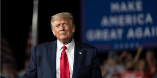 Kongres AS Diminta Selidiki Kinerja Trump Tangani Corona