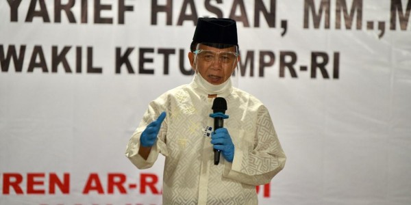 Sosialisasi 4 Pilar, Syarief Hasan: Saya Bangga Santri Sudah Paham 4 Pilar
