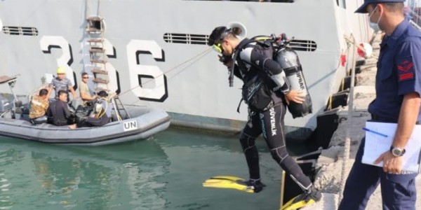 TNI Latihan Menyelam Bareng Coast Guard Turki