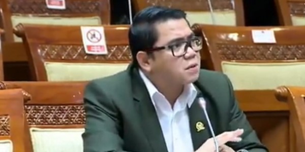 Gegara Sebut Kejagung Dibakar, DPR Minta Kapolri Lebih Hati-hati