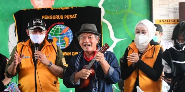 Ketua MPR: Musibah Banjir Tidak Boleh Mengganggu Semangat Belajar Anak-Anak