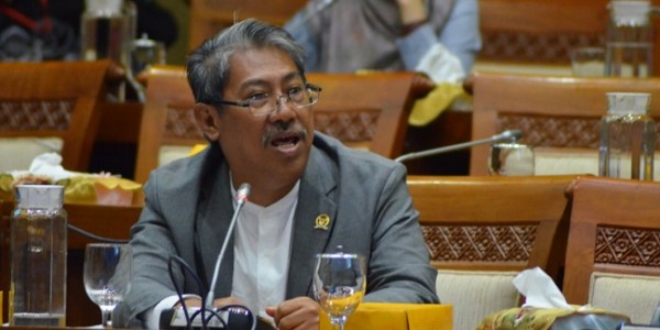 Omnibus Law, PKS: Bonus 5 Kali Gaji Cuma PHP Pemerintah