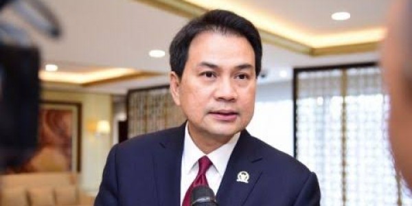 Azis Syamsuddin: Setjen DPR Tak Lagi Cetak Draf UU, Tapi Pakai Elektronik