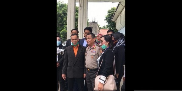 Irjen Napoleon Bonaparte Ditahan, Pengacara Keberatan
