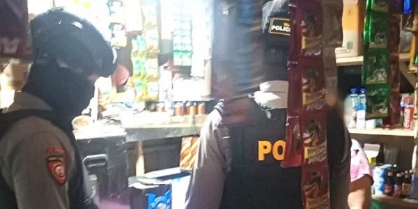 Masifkan Razia Minuman Beralkohol, Satu Kios di Keraton Luwuk Kembali Dirazia Polisi