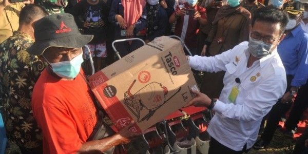 Mentan Beri Penghormatan pada Para Pahlawan Pangan