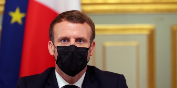 Macron Akhirnya Mundur dari Sikap Anti Islam